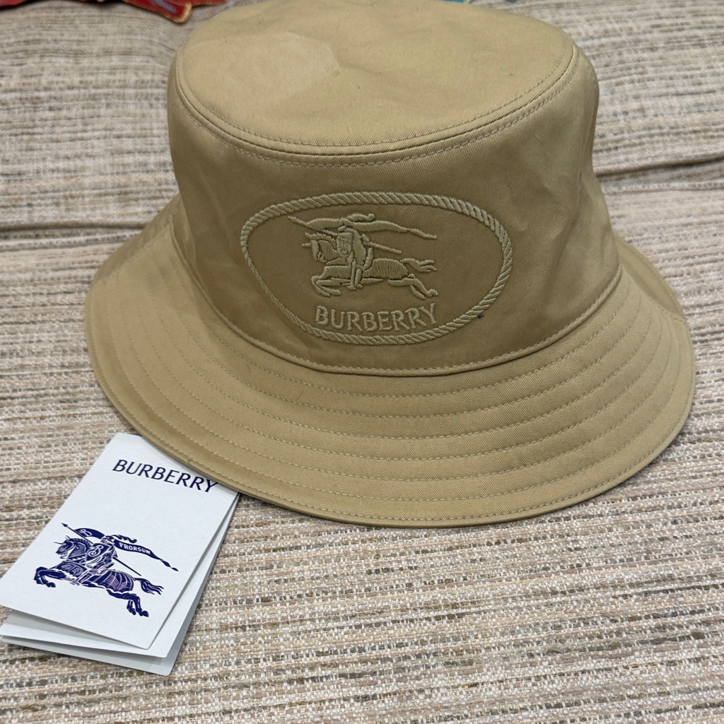 Burberry Beige Bucket Hat With Embroidered Logo